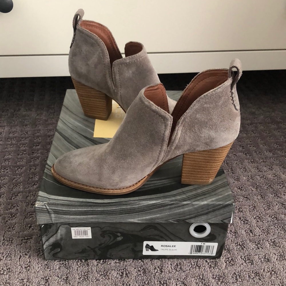 Jeffrey Campbell - Booties- Suede